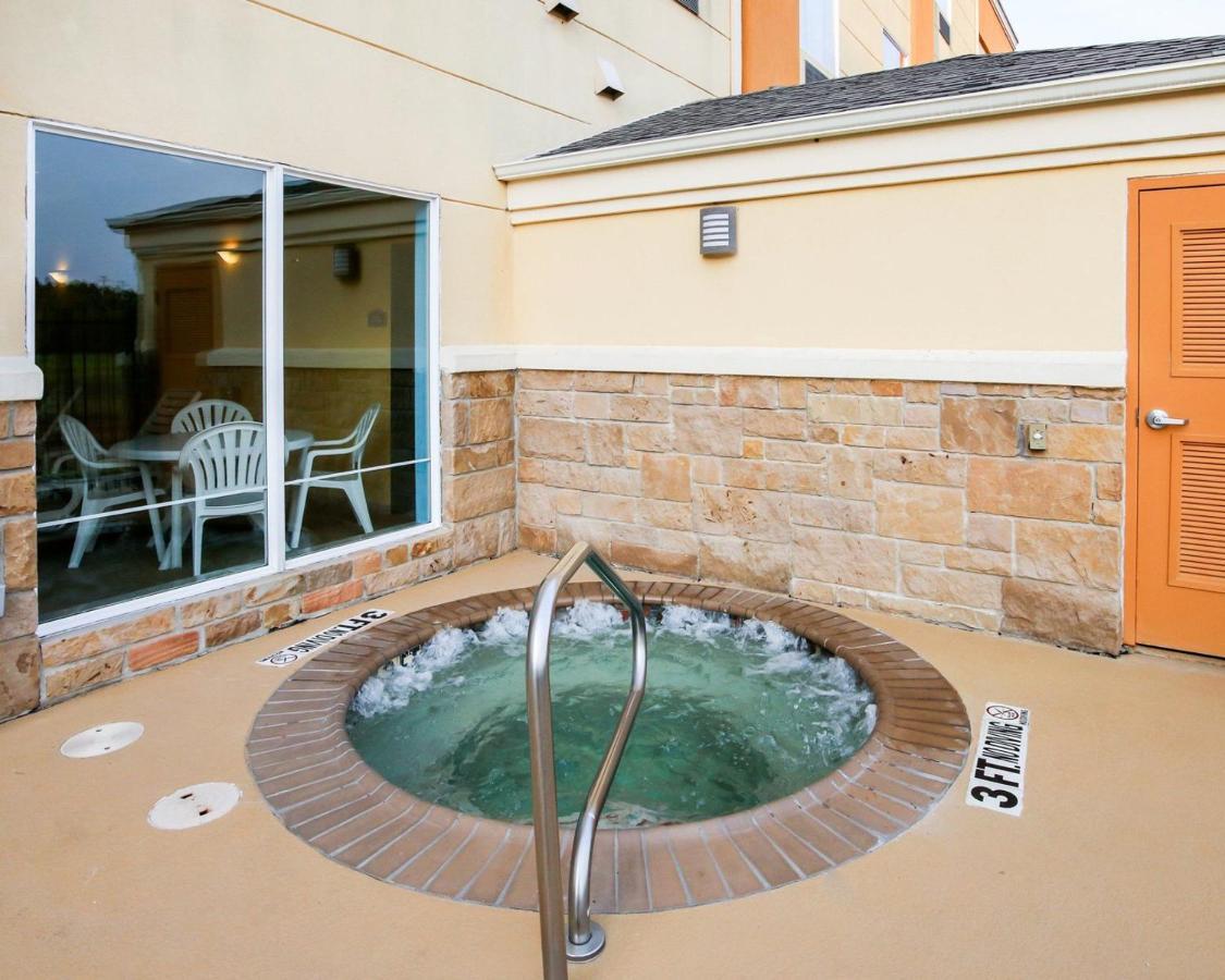 פלסטין Comfort Suites מראה חיצוני תמונה