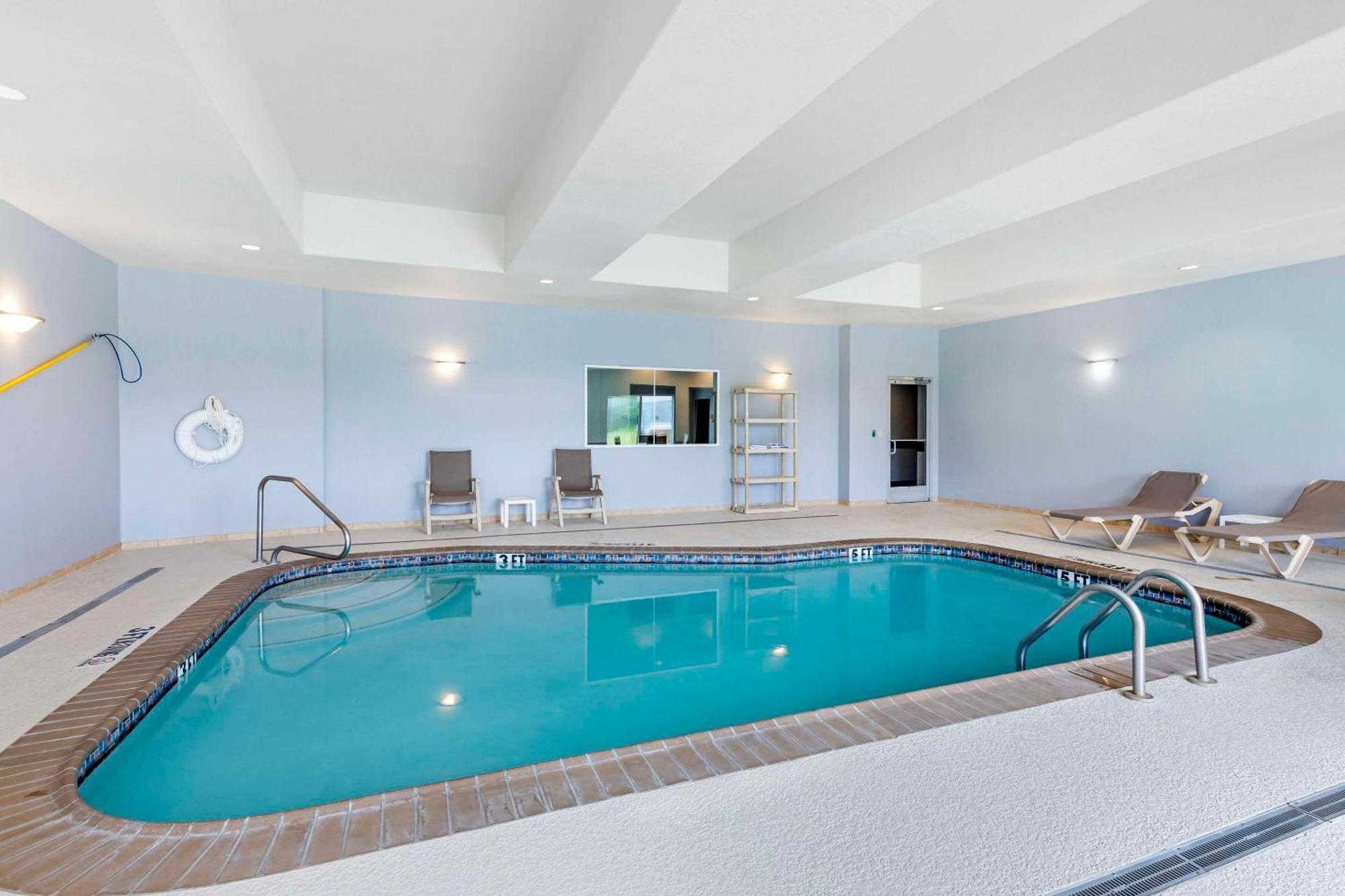 פלסטין Comfort Suites מראה חיצוני תמונה