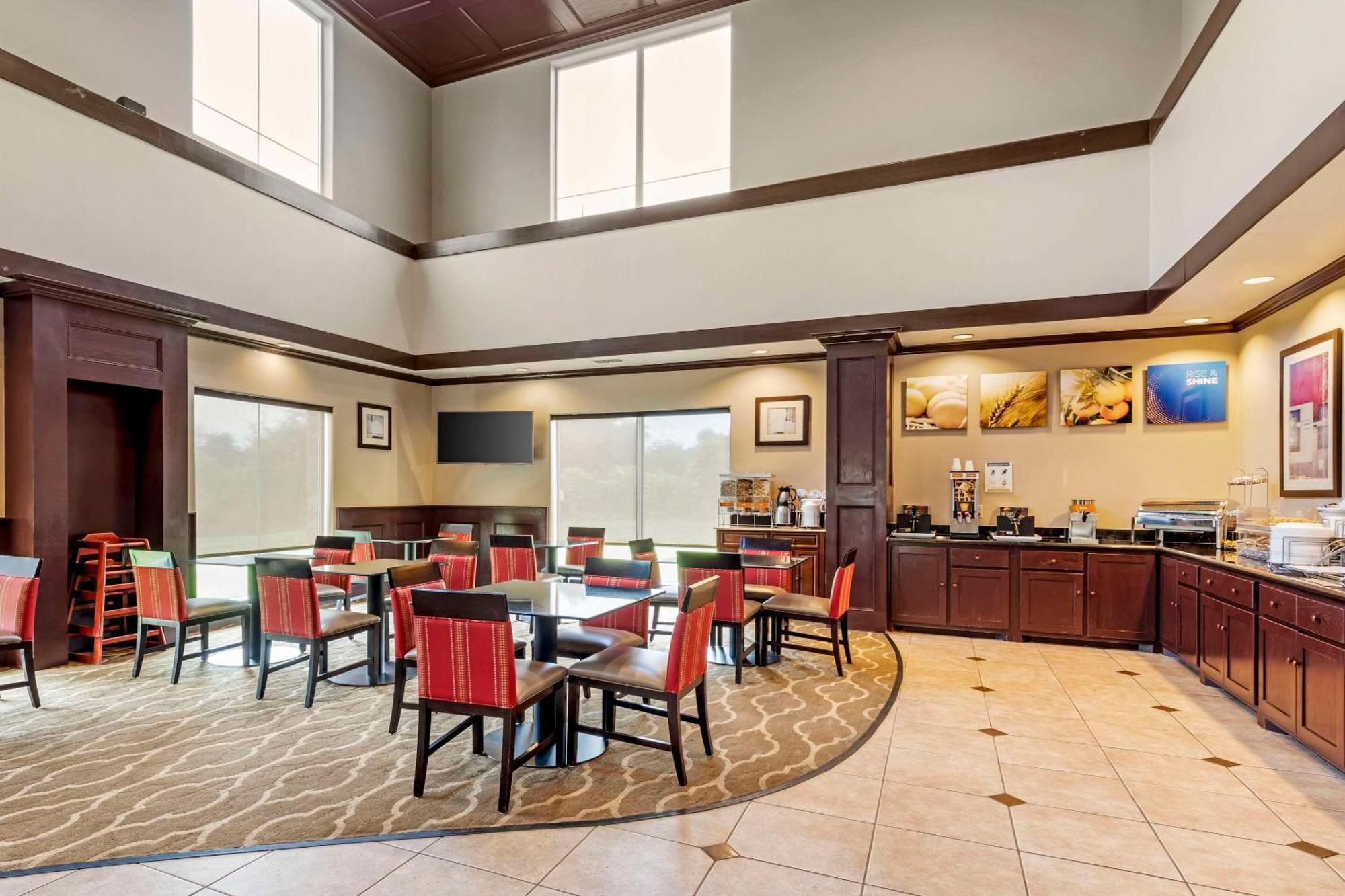 פלסטין Comfort Suites מראה חיצוני תמונה