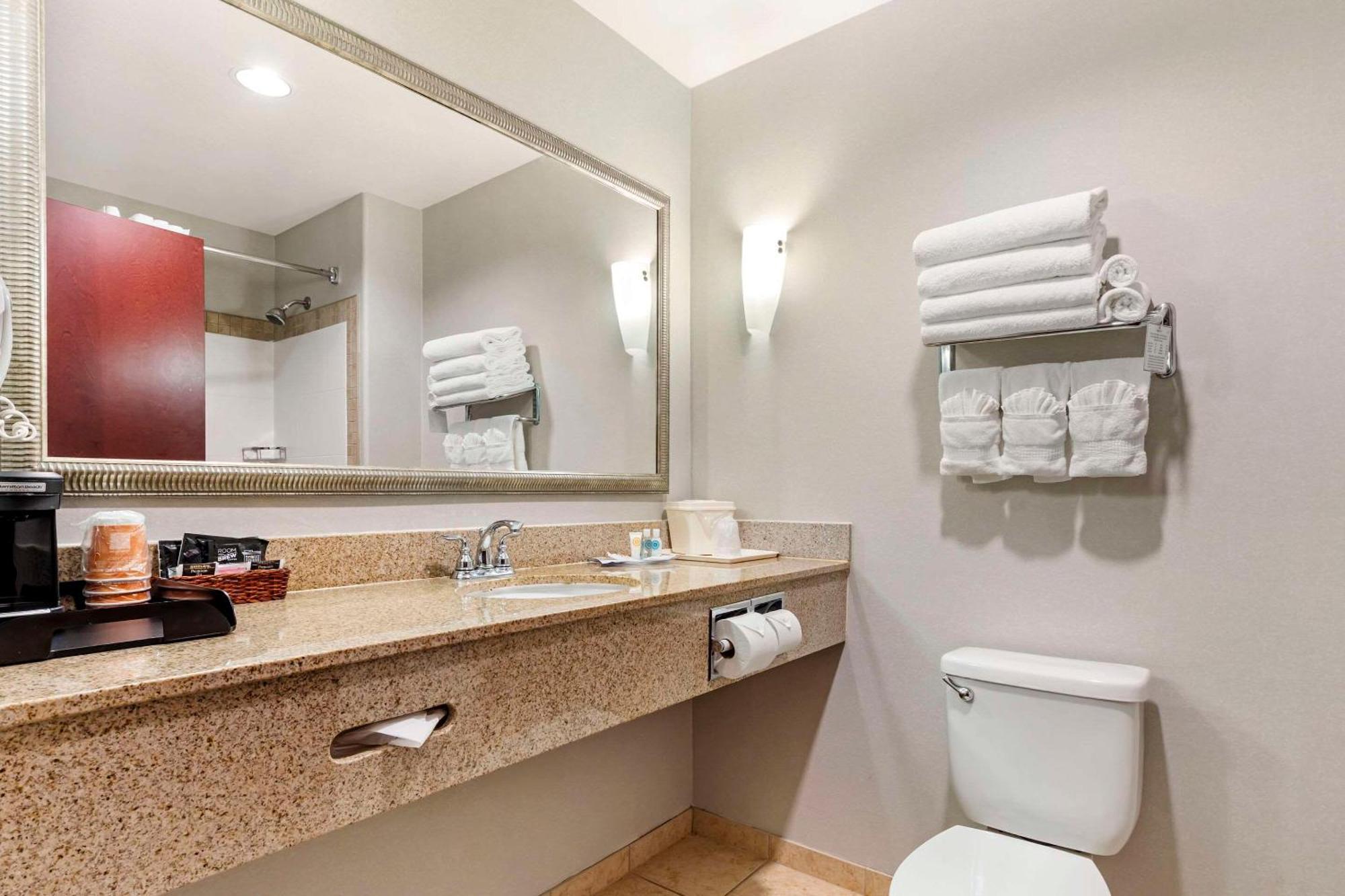 פלסטין Comfort Suites מראה חיצוני תמונה