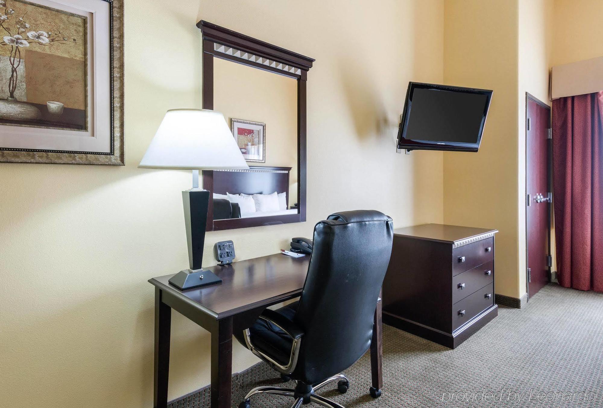 פלסטין Comfort Suites מראה חיצוני תמונה
